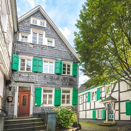 Kuesterhaus Graefrath 졸링겐 외부 사진